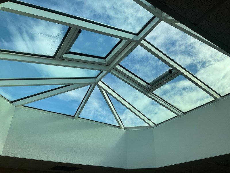 Hier ist Ihr neuer Firmensitz! - möbliertes Bürogebäude in Gransee