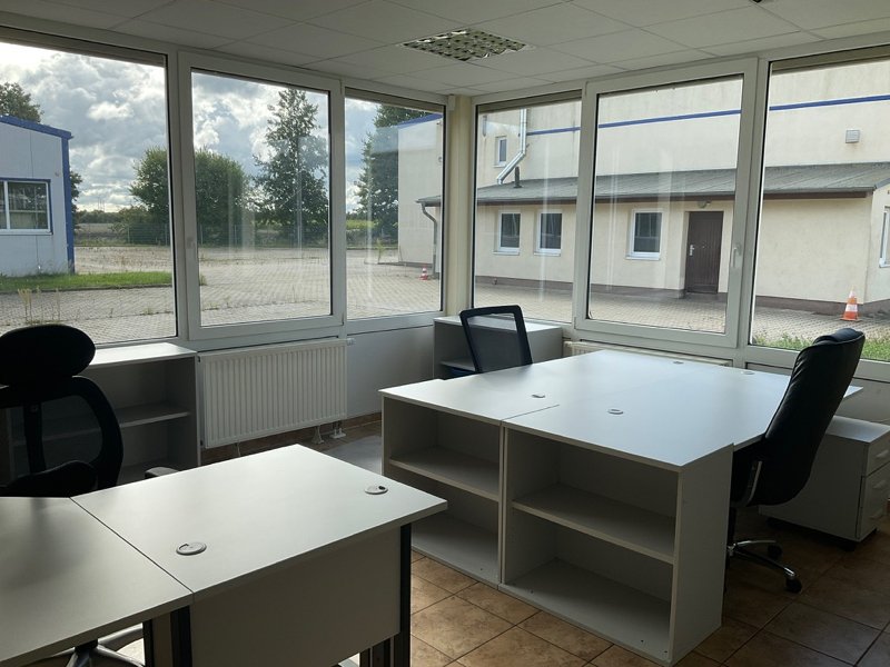 Hier ist Ihr neuer Firmensitz! - möbliertes Bürogebäude in Gransee