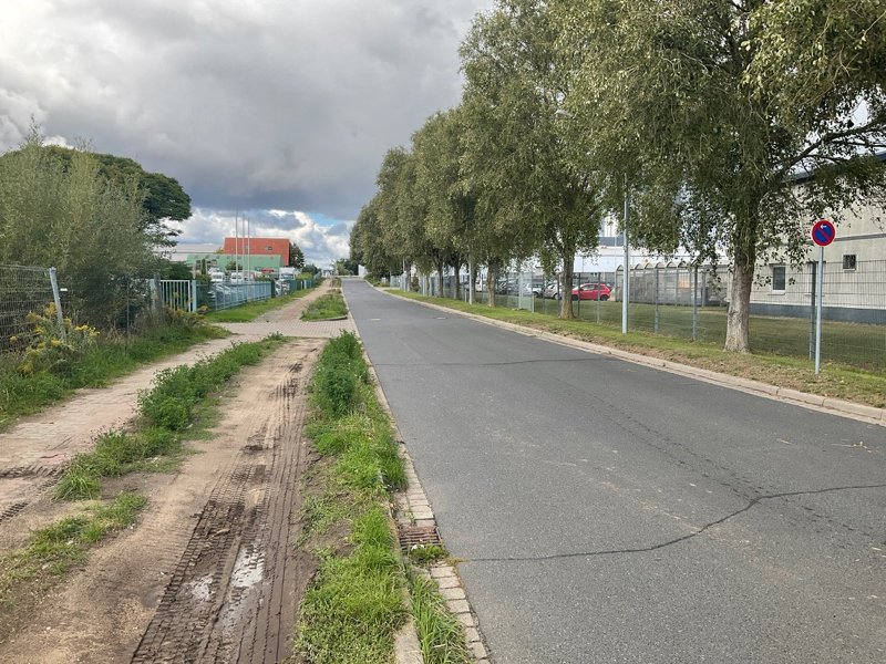 Hier ist Ihr neuer Firmensitz! - möbliertes Bürogebäude in Gransee