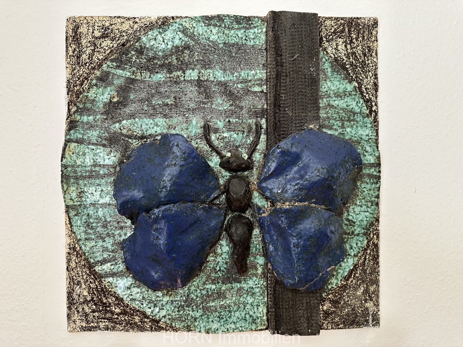 Malerisches Einfamilienhaus auf waldähnlichen Grundstück mit Zugang zum Rhin 