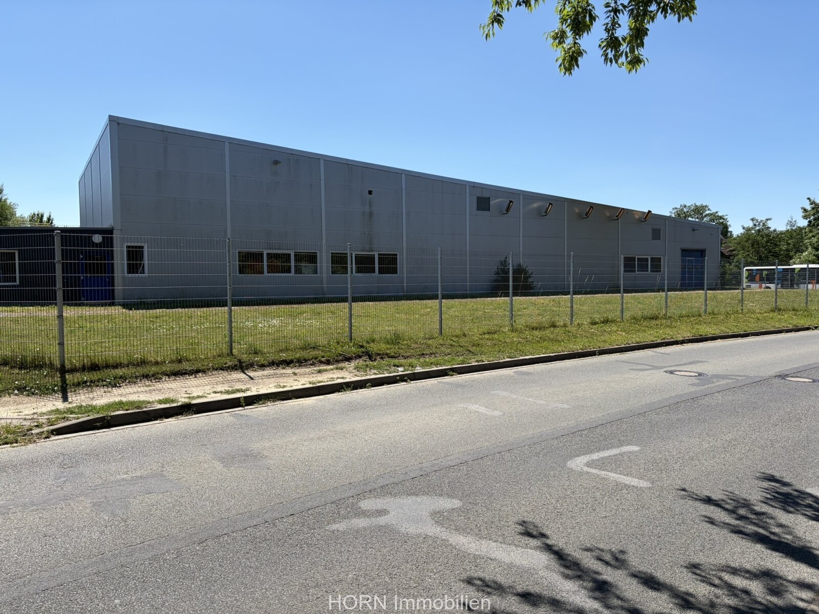Moderne Produktionsfläche in Fehrbellin – Großzügiges Gewerbeareal mit Top-Ausstattung