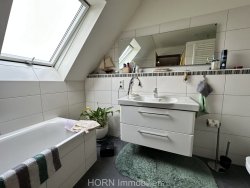 Wannenbad mit Dusche Wannenbad mit Dusche
